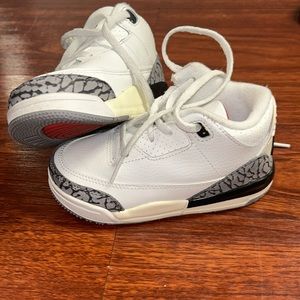 Jordan 3. Size 8c white , red , black and cream.